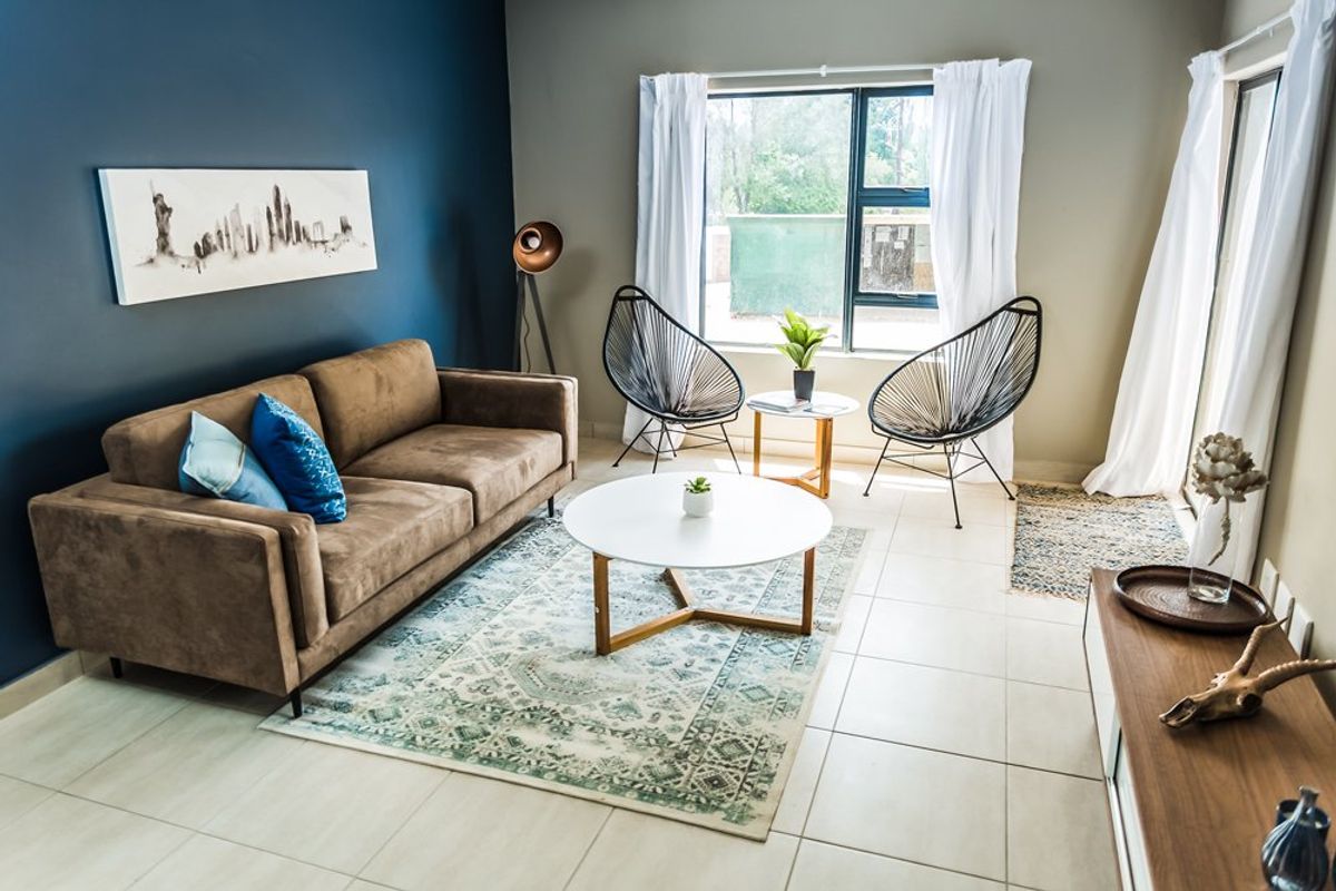 2 Bedroom Apartment For Sale in Glen Austin , Midrand - Photo 4