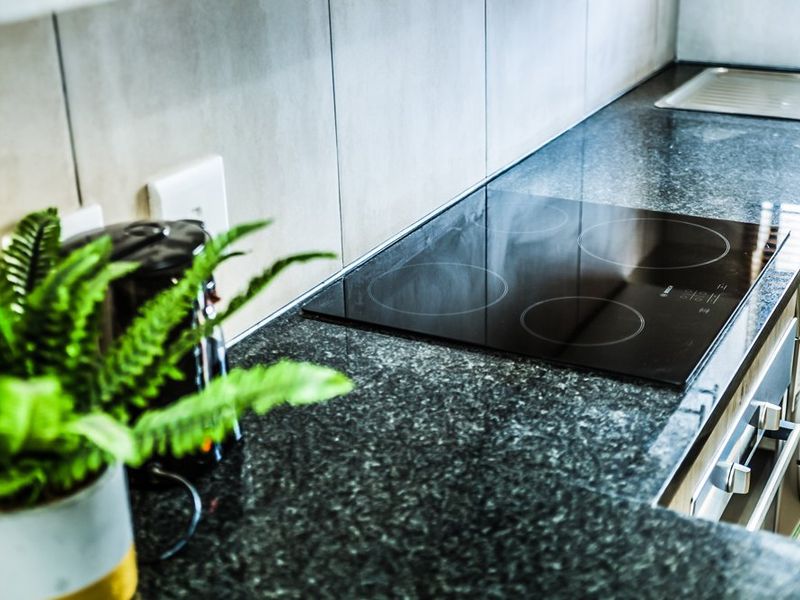 2 Bedroom Apartment For Sale in Glen Austin , Midrand - Photo 8