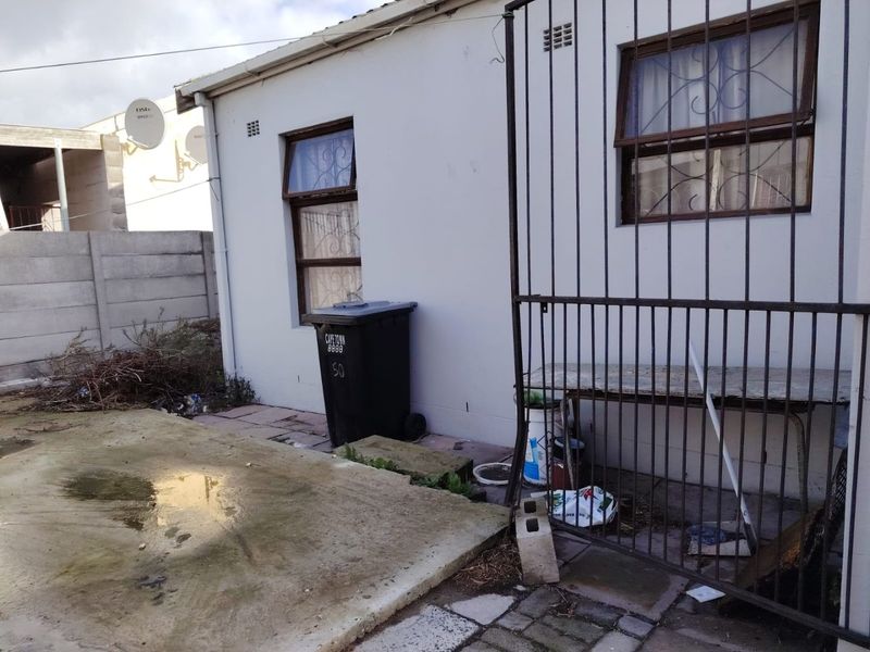 House For Sale in Park Village - Photo 2