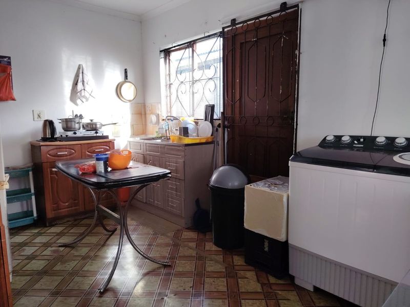 House For Sale in Park Village - Photo 10