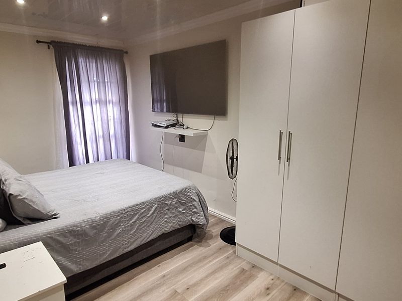 3 bedroom home - Photo 4