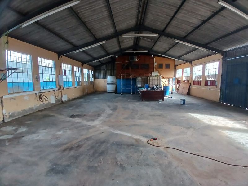 Industrial property in Kariega (Uitenhage)  - Photo 9