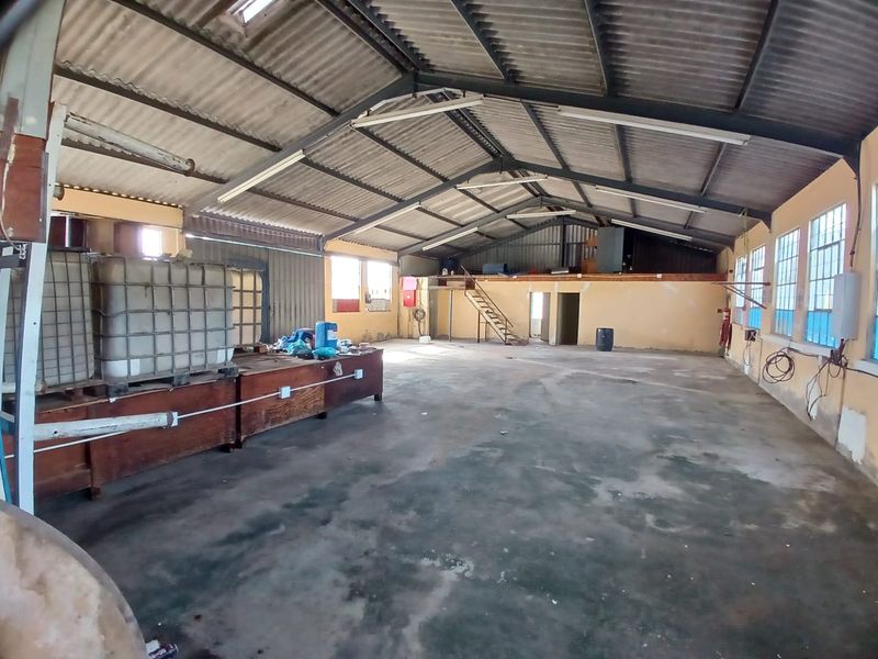Industrial property in Kariega (Uitenhage)  - Photo 8