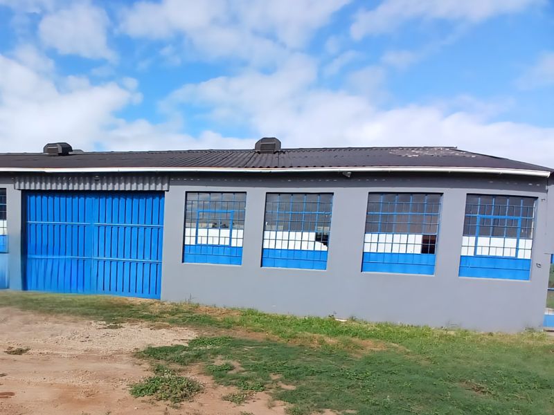 Industrial property in Kariega (Uitenhage)  - Photo 2