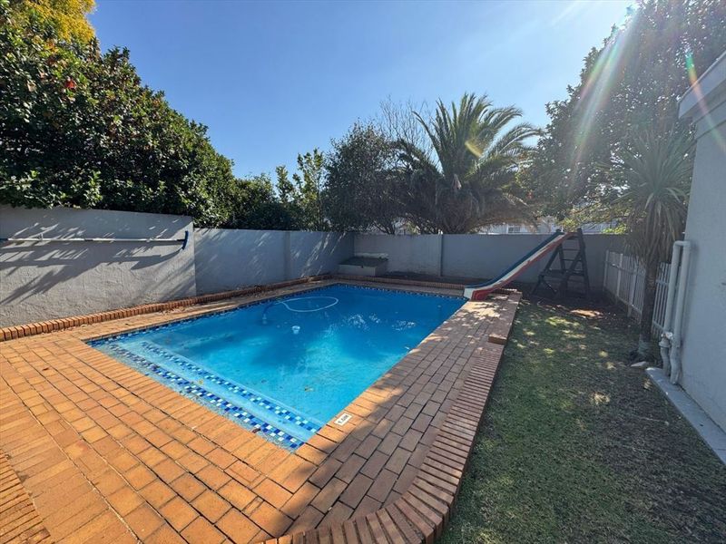 Affordable Two-Bedroom Home with Pool - Photo 3