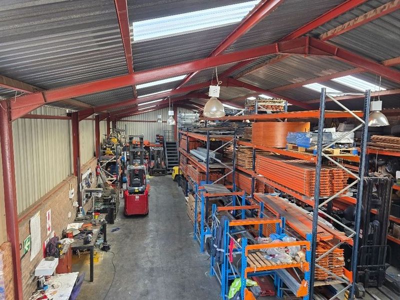 Double-Storey Industrial Property in Prime Dunswart Location - Photo 2
