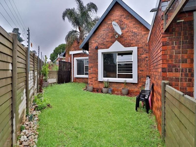 Neat Two-Bedroom Home with Pool and Carport - Photo 3