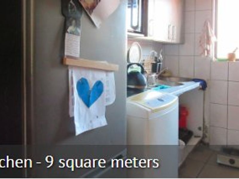 Hurry!!! Spacious 2-Bedroom Sectional Title in Florida Lake - Photo 5