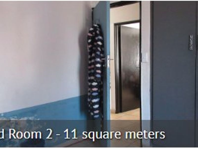 Hurry!!! Spacious 2-Bedroom Sectional Title in Florida Lake - Photo 10