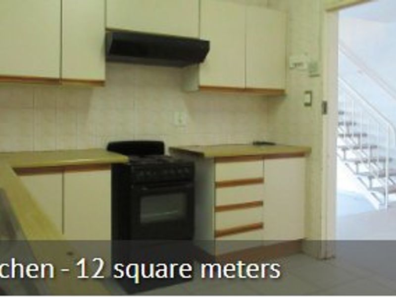 Value For Money - Charming Loft Apartment with Scenic Views! - Photo 7