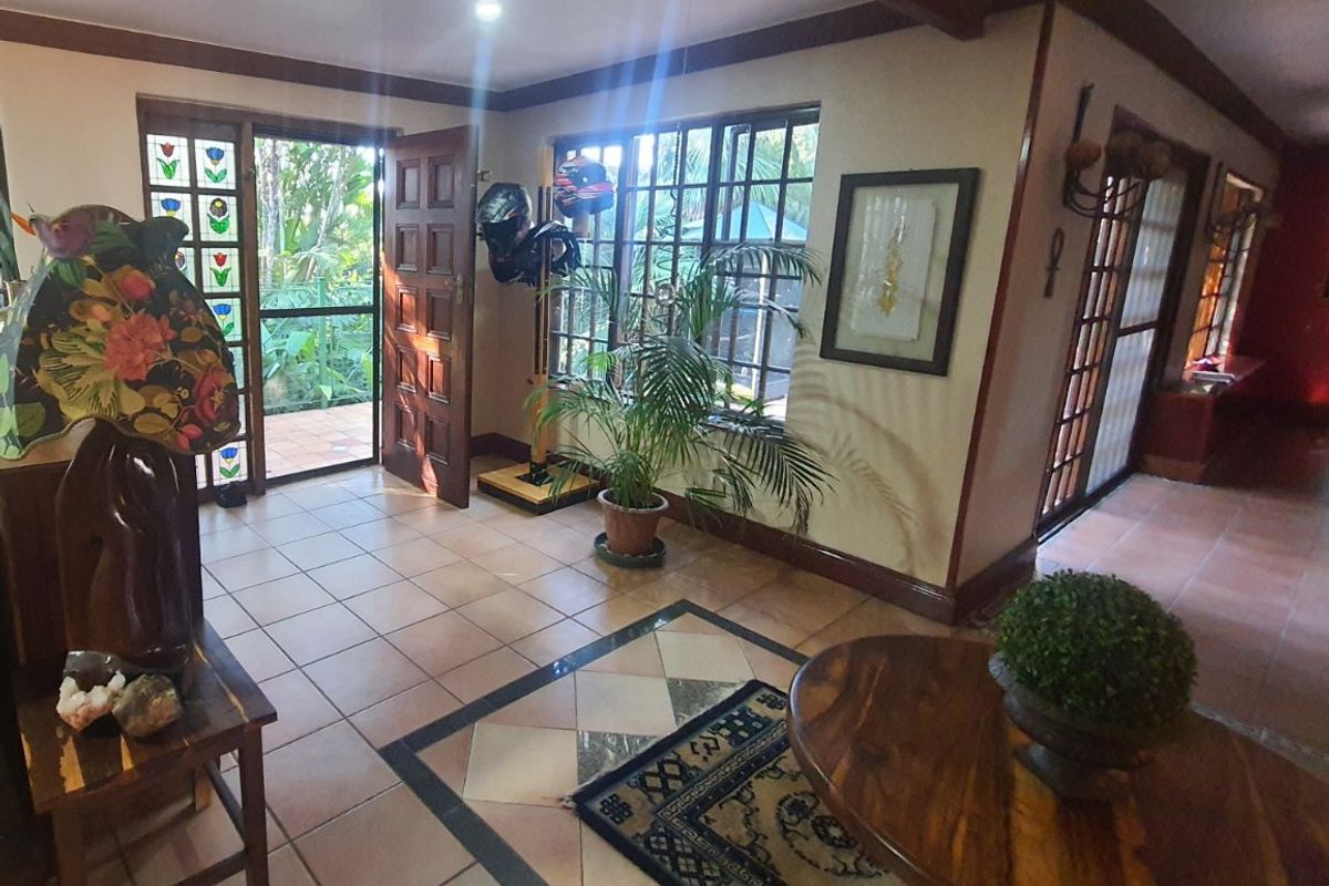 Exceptional Multi-use farm with Luxury Living & Bird Breeding facility - Photo 4