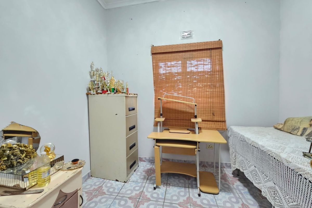 Spacious 3 Bedroom house in a serene sought after suburb - Photo 5