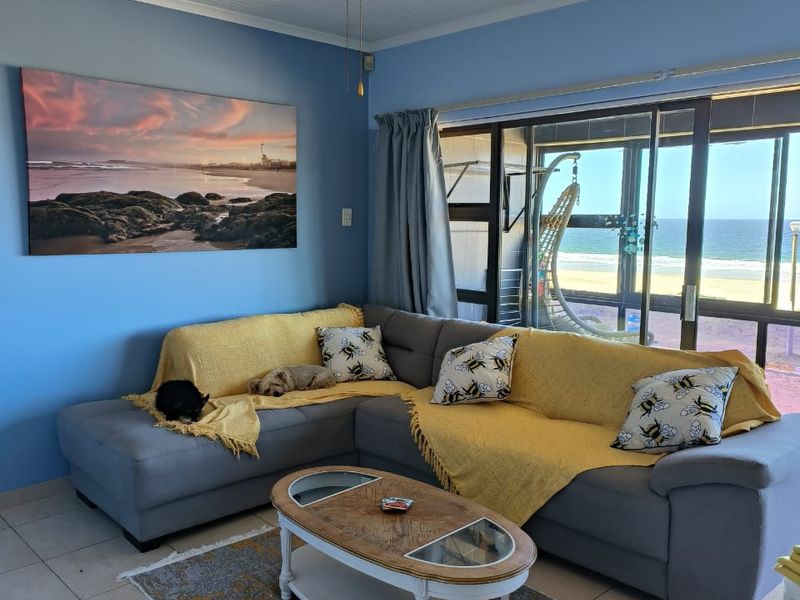 Stunning Beachside Apartment – Prime Investment Opportunity in Jeffreys Bay - Photo 8