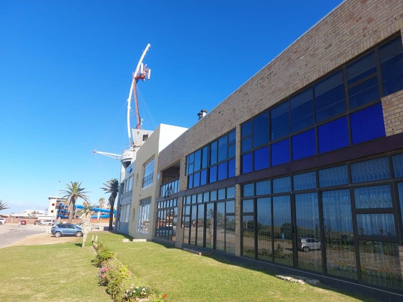 Stunning Beachside Apartment – Prime Investment Opportunity in Jeffreys Bay - Photo 3