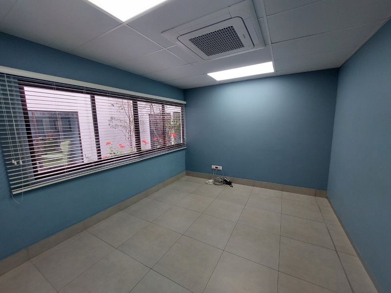 Commercial Property for sale in Gillitts - Photo 3