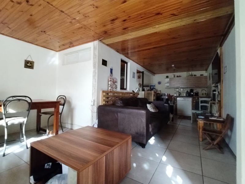 Spacious 6-Bedroom Home with Excellent Rental Potential – R12,000 Monthly Income Possibility for Sale in Bridgetown. - Photo 10