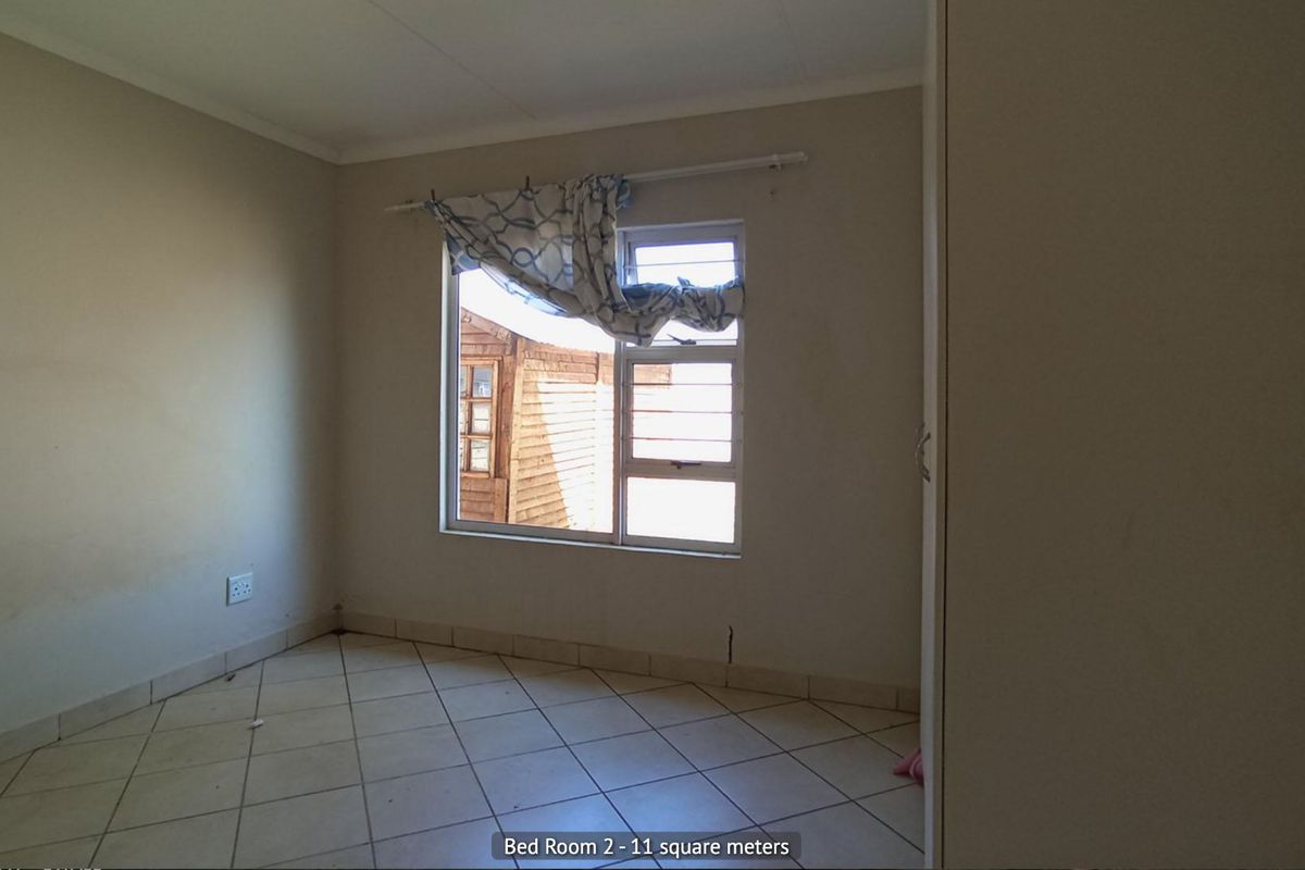 3 Bedroom House for Sale in Kirkney - Photo 5