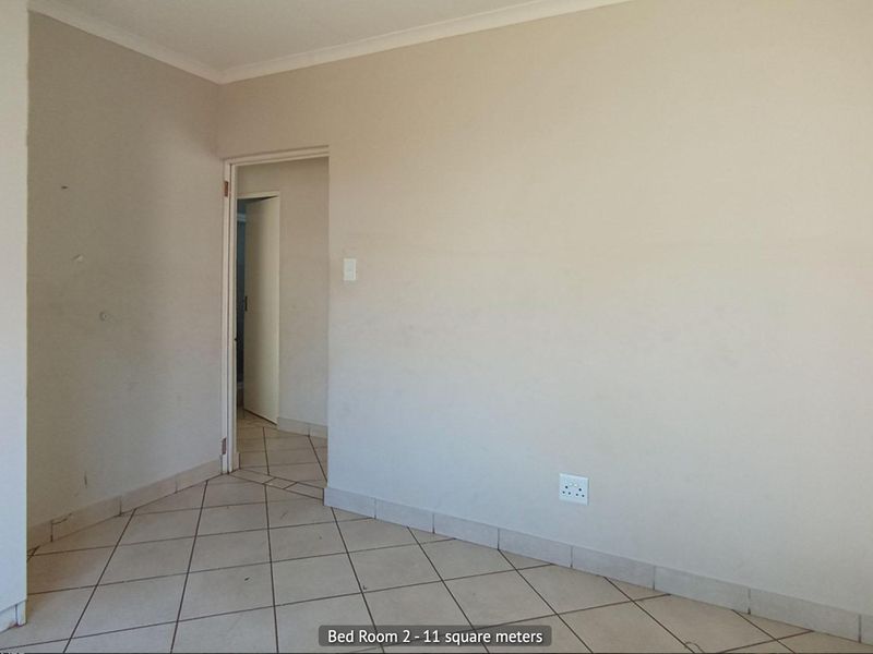 3 Bedroom House for Sale in Kirkney - Photo 6