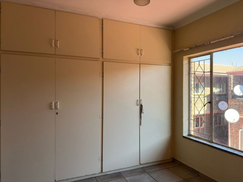 Charming First-Floor Apartment in Florida Lake - Photo 10