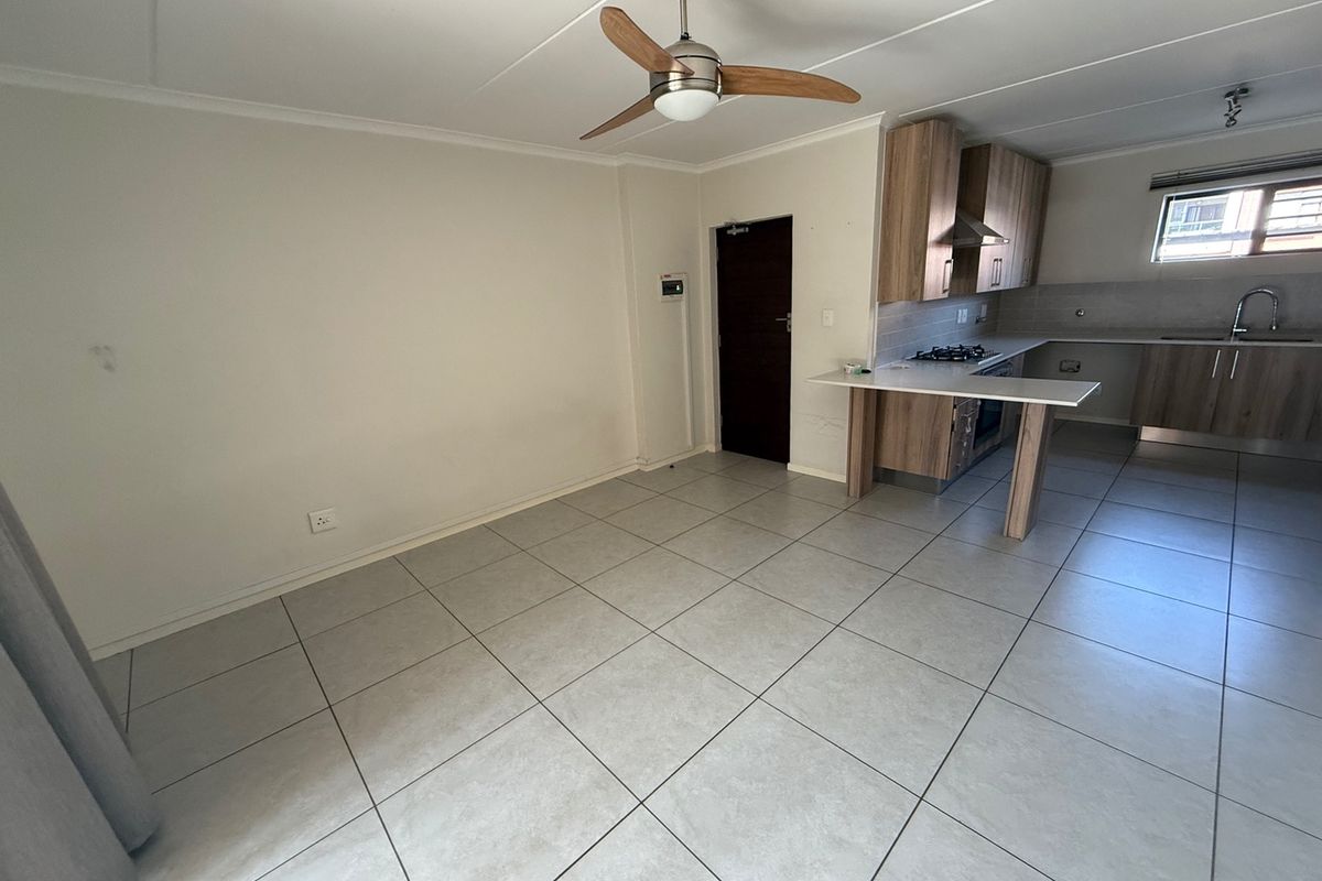 Perfect Ground Floor Unit in Hereford Estate! - Photo 3