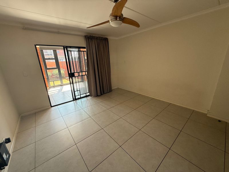 Perfect Ground Floor Unit in Hereford Estate! - Photo 4