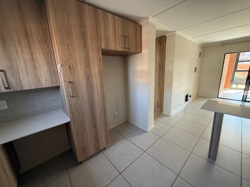 Perfect Ground Floor Unit in Hereford Estate! - Photo 7