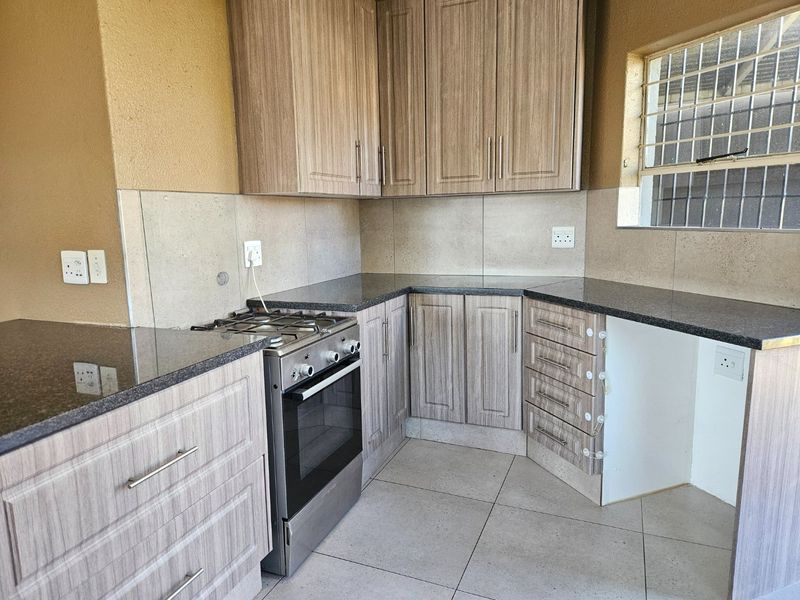 Stylish & Secure 3-Bedroom Free-Title Home for Sale!!! - Photo 8