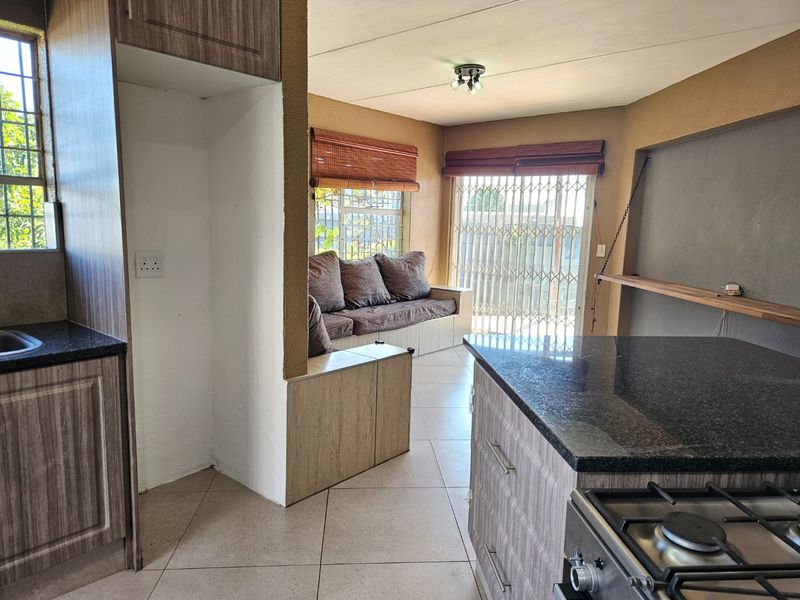 Stylish & Secure 3-Bedroom Free-Title Home for Sale!!! - Photo 6