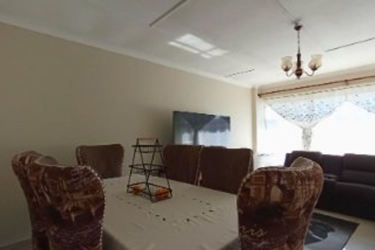 First Time Buyers & Savvy Investor Come Here!!! - Photo 3