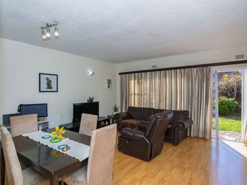 Pet-Friendly Duplex Townhouse For Sale in Bedford Gardens, Bedfordview - Photo 7