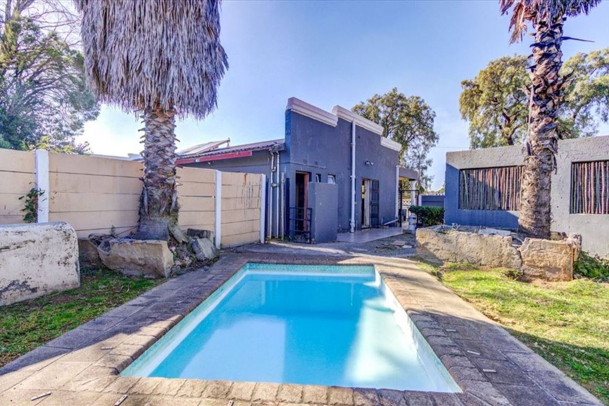 4 Bed House in Kempton Park West for Sale - Photo 3