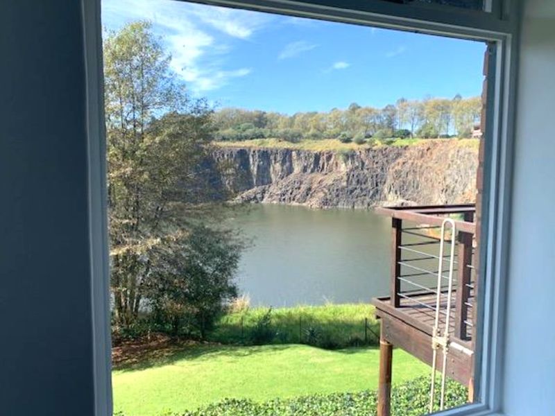 Prime Location, Centrally Located 189sm Office Suite in sought after THE QUARRY, Hilton - Photo 2