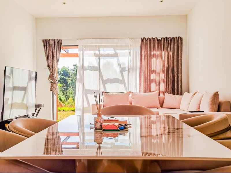 2 Bed Apartment at Mountain View Estate - Photo 5