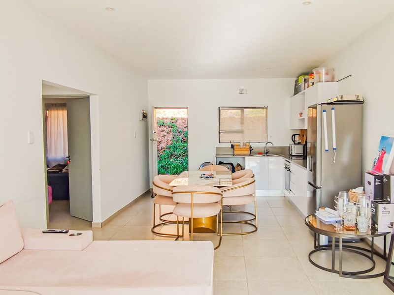 2 Bed Apartment at Mountain View Estate - Photo 8