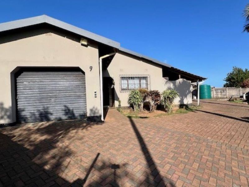 Spacious Coastal Family Home with Sea Views - Photo 2
