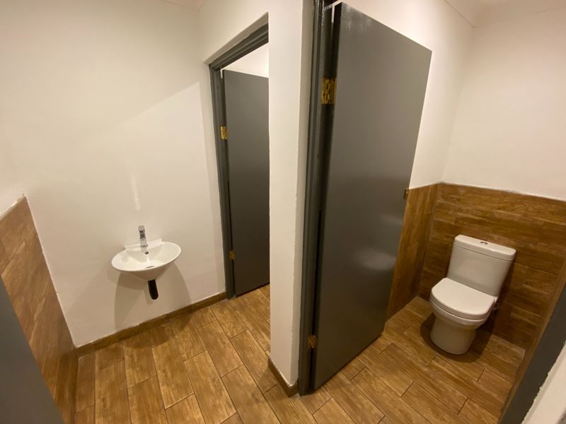 A-Grade Retail Space To Let In Bromhof - Photo 8