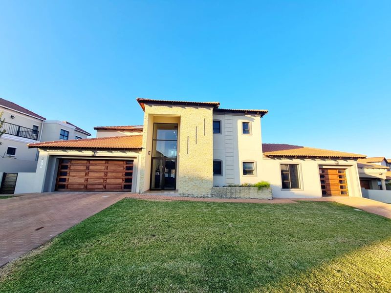 Refined Luxury Living – Blue Valley Golf Estate - Photo 5