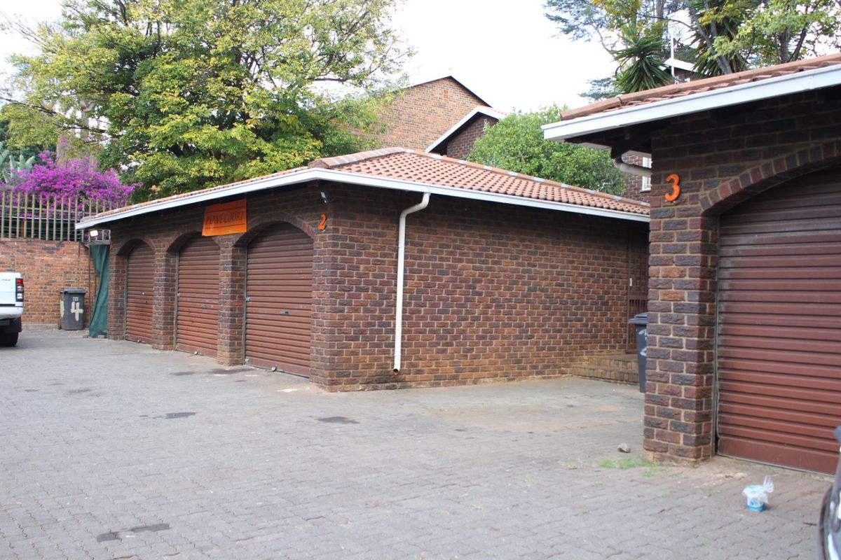 Share Block For Sale - Ideal Investment Opportunity - 4 Units in a Secure Complex - Photo 3
