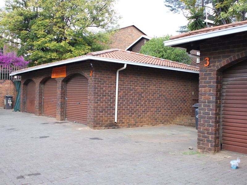 Share Block For Sale - Ideal Investment Opportunity - 4 Units in a Secure Complex - Photo 3