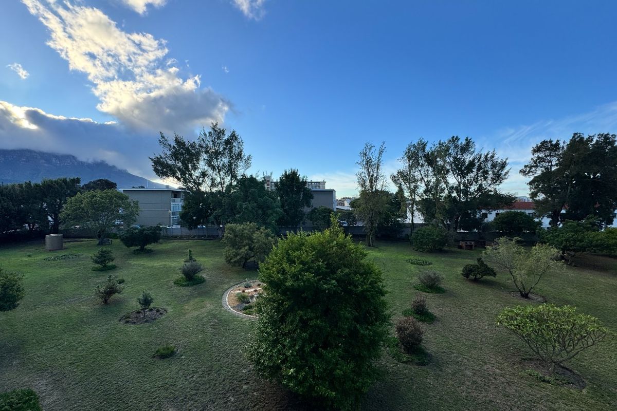 Great investment opportunity in sought after complex - Photo 5