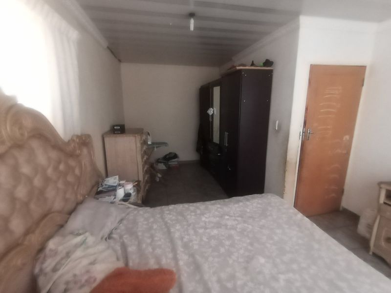 3 bedroom stand alone house Soshanguve PP-EXT3 - Photo 6
