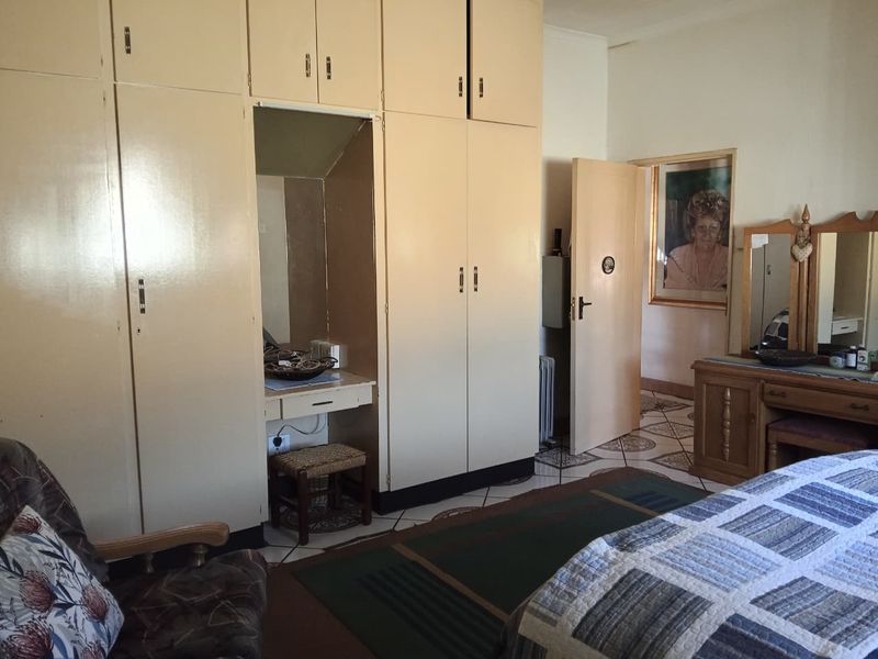 Prime Commercial & Residential Opportunity with Business Rights - Photo 2