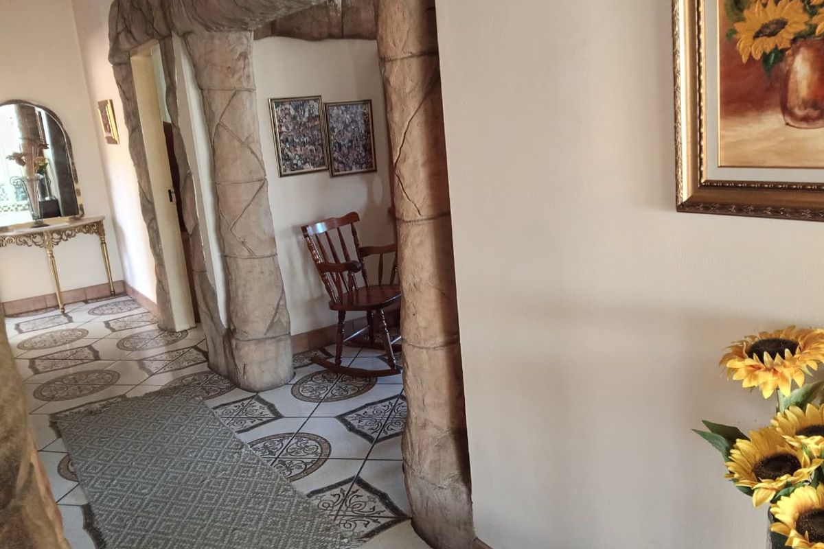 Prime Commercial & Residential Opportunity with Business Rights - Photo 5