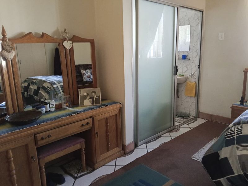 Prime Commercial & Residential Opportunity with Business Rights - Photo 7