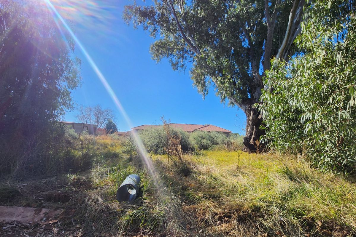 Vacant Plot – A Blank Canvas Full of Possibilities - Photo 2