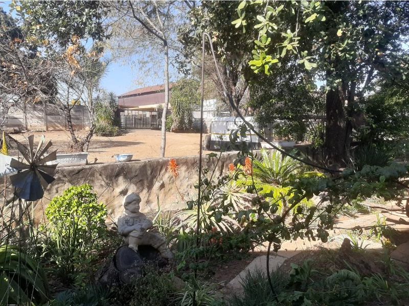 Excellent investment - Photo 2