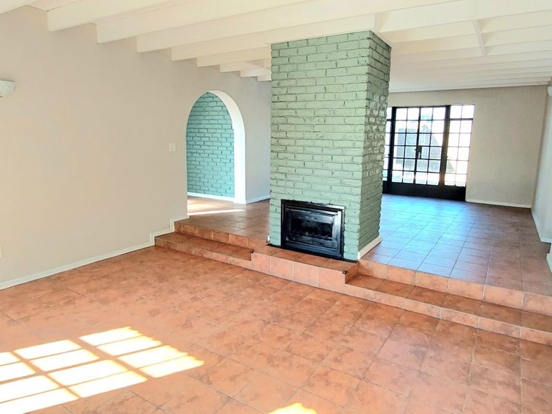Hot off the press spectacular family home  - Photo 7