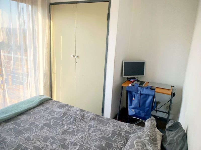 2 bedroom apartment for sale - Photo 9