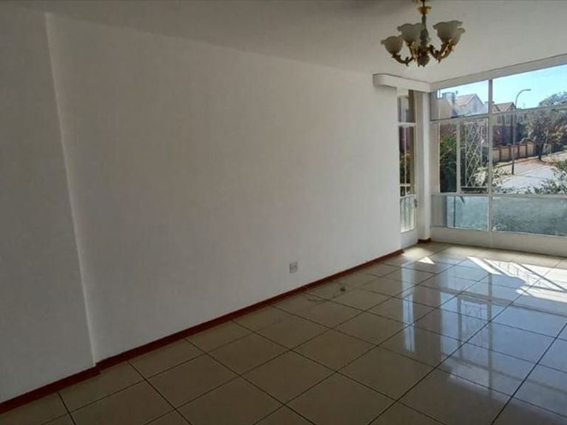 Neat and Cozy Two-Bedroom Home - Photo 2