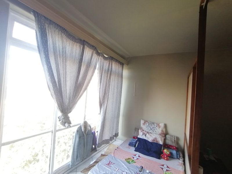 Bachelor Flat for Sale – Pretoria Central - Photo 8